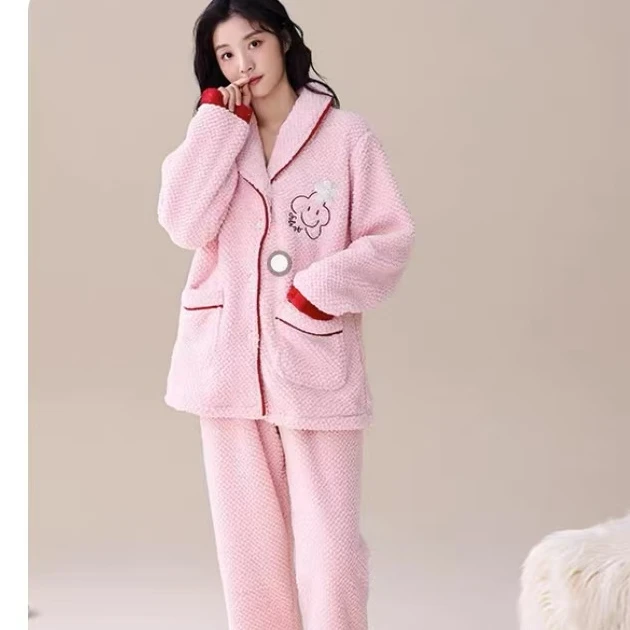 女士冬季和风领加厚套装