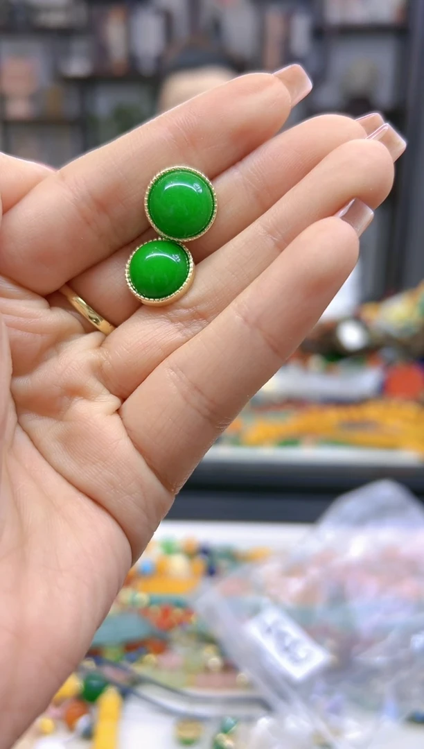 【闪购商品】翡翠耳饰14K金镶嵌耳钉E525