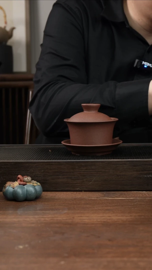 茶杯紫砂紫泥马蹄形  盖碗 ！