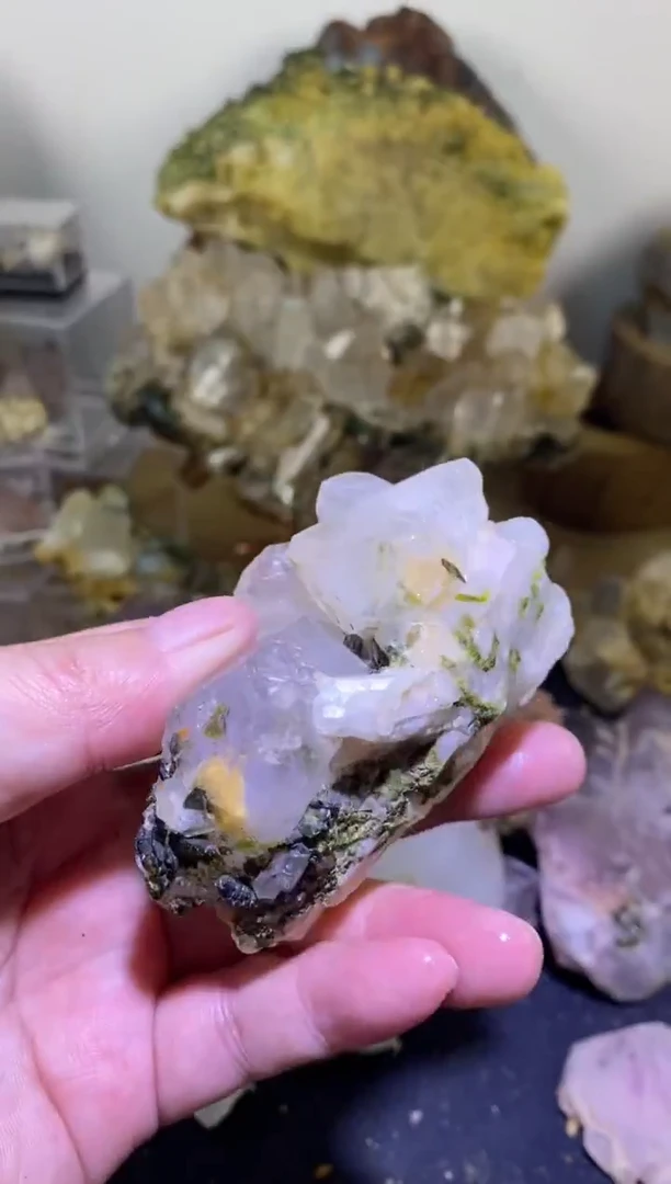 未镶嵌珠宝半成品水晶16号140g莫奈四川超七花园水晶原石