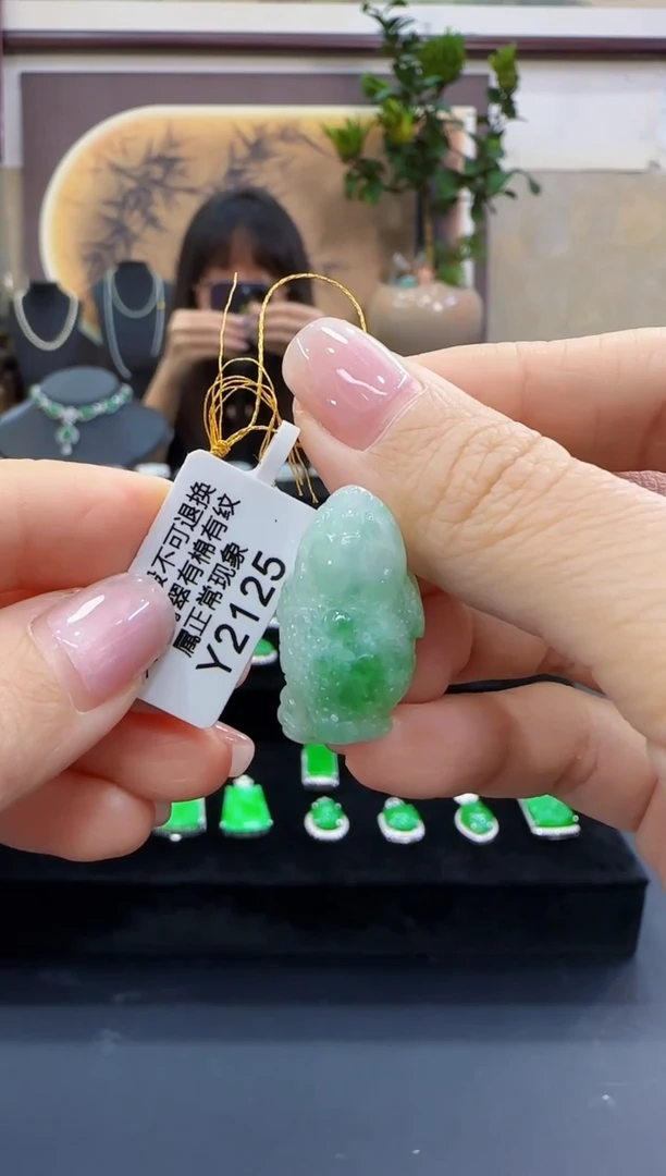 颈饰未镶嵌翡翠Y2125三脚蟾 福利价不退换