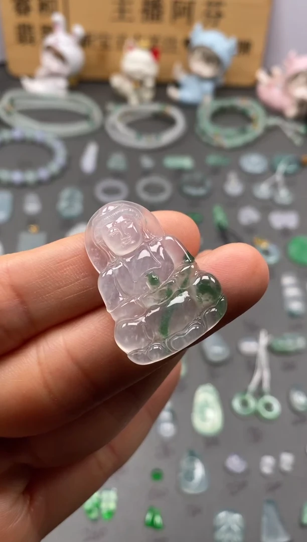 【闪购商品】翡翠颈饰未镶嵌冰飘緑观音/芬