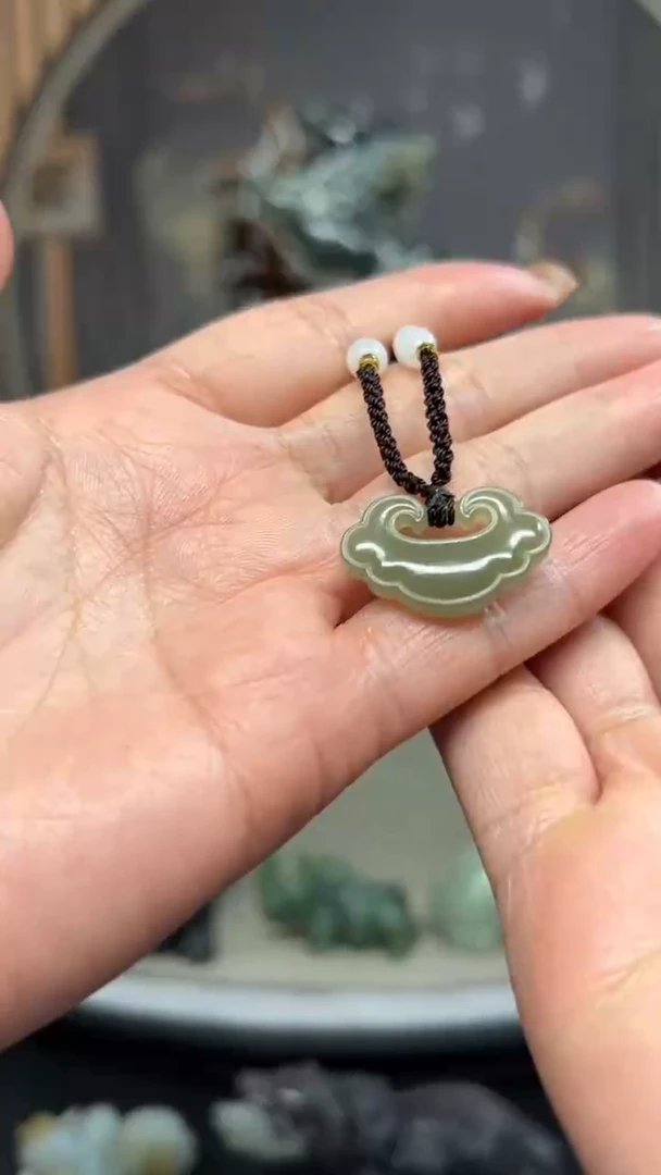 未镶嵌和田玉挂件挂件