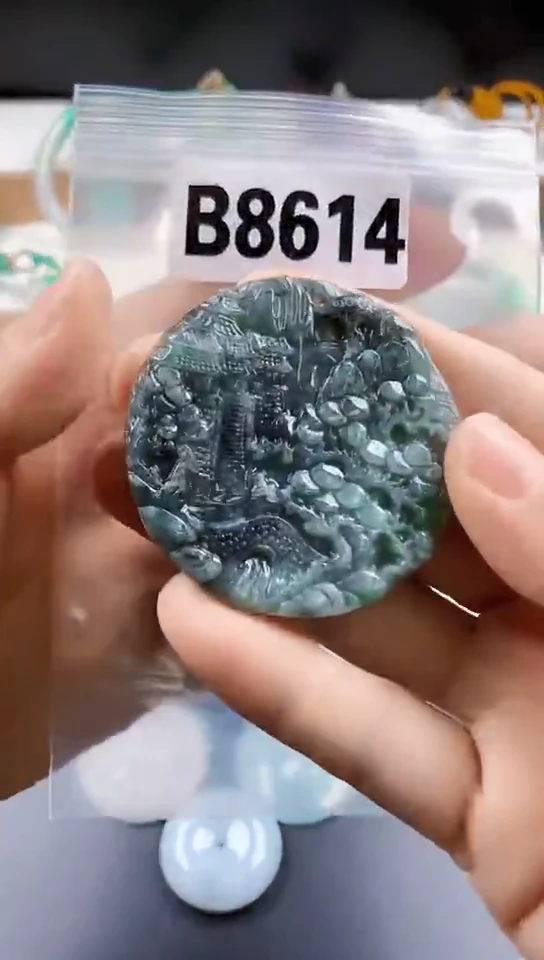 颈饰未镶嵌翡翠天然翡翠吊坠挂件