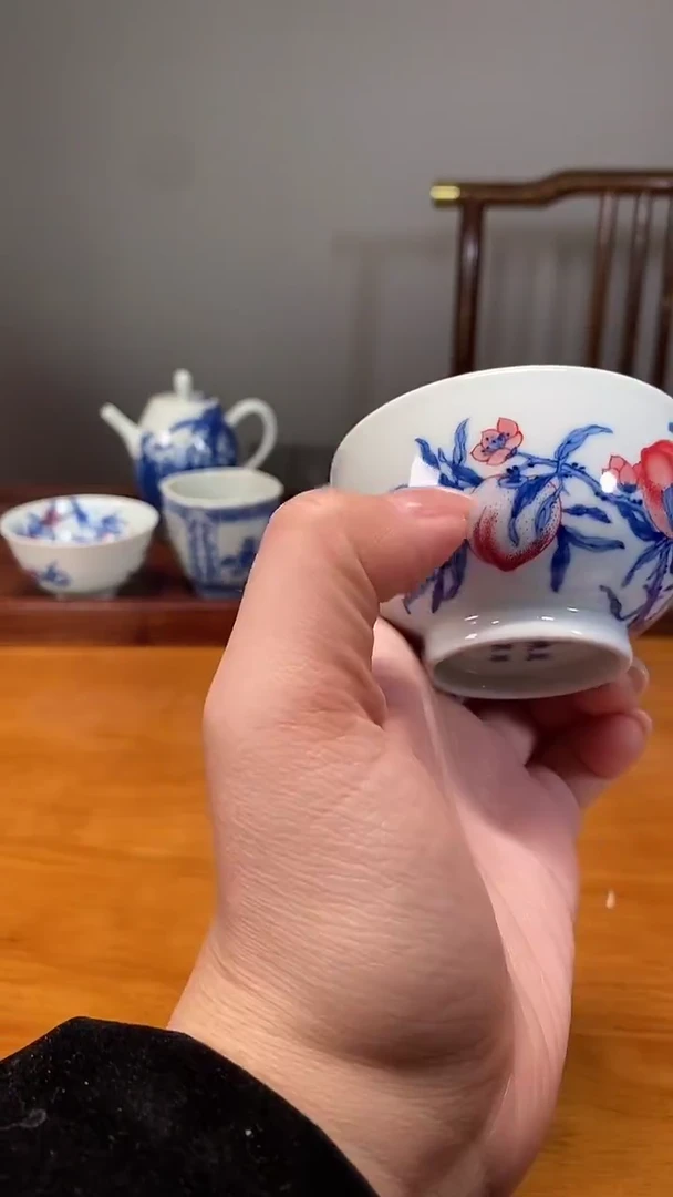华军鼎成桃子茶杯