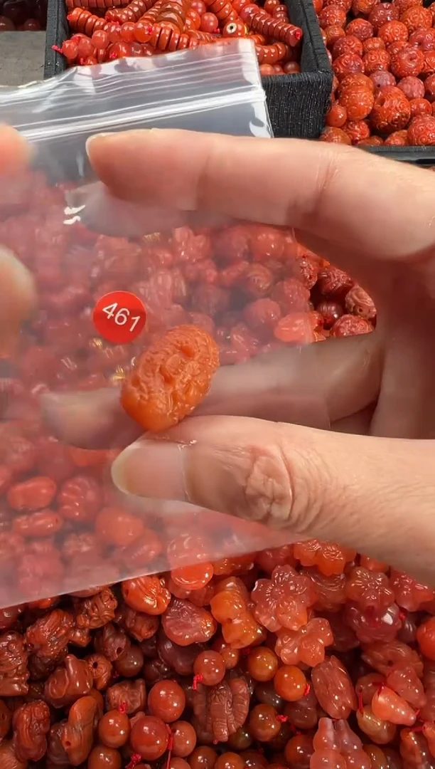 【闪购商品】南红玛瑙颈饰未镶嵌1