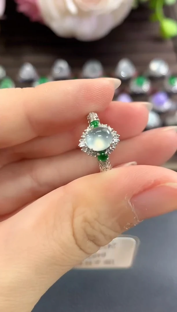 18K金镶嵌戒指翡翠b55