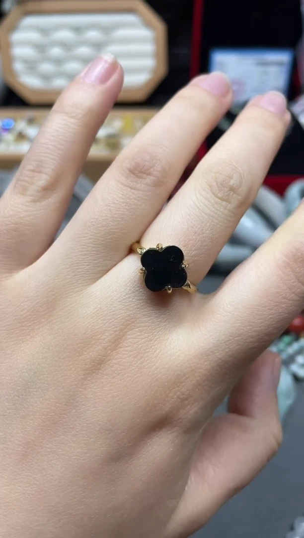 未镶嵌戒指和田玉（墨玉）多样性发货拍一发一