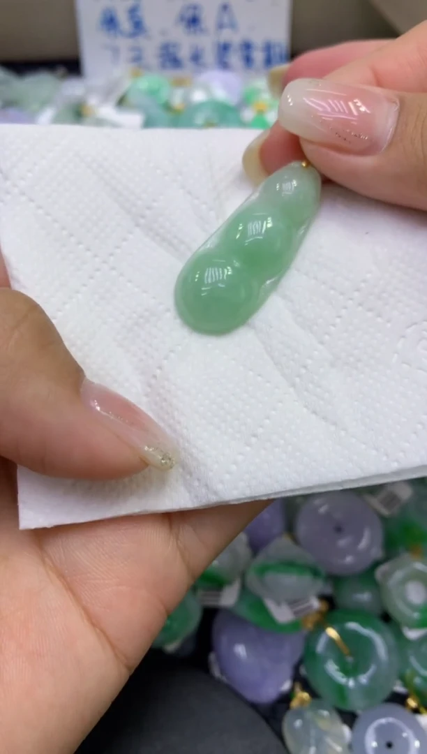 颈饰未镶嵌翡翠天然缅甸A货翡翠