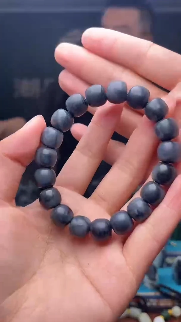 未镶嵌和田玉挂件1