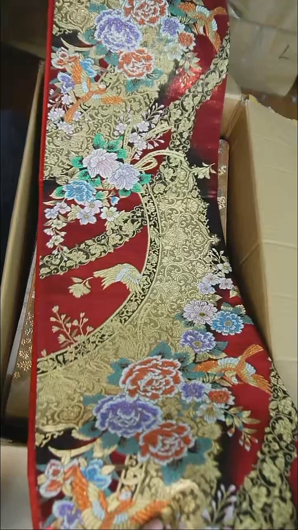 织绣93花卉彩金织特价