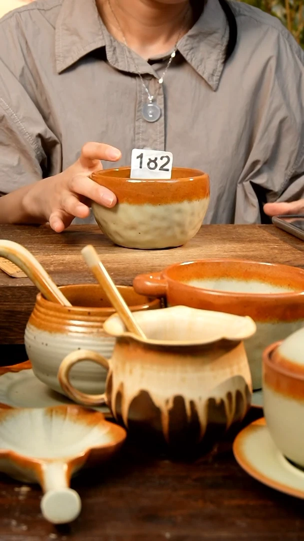 盘高颜值粗陶餐具限时抢购