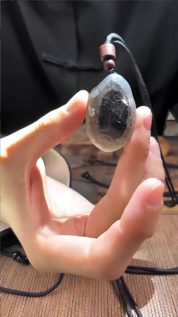 未镶嵌吊坠(赠链)水晶水晶