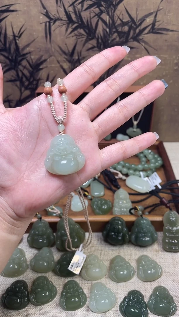 和田玉未镶嵌颈饰25