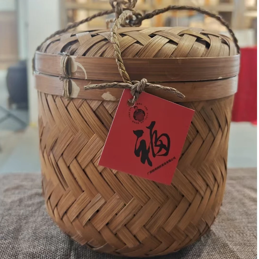 徐小敏(纯好·福|2019) 特级  广西黑茶纯好六堡茶