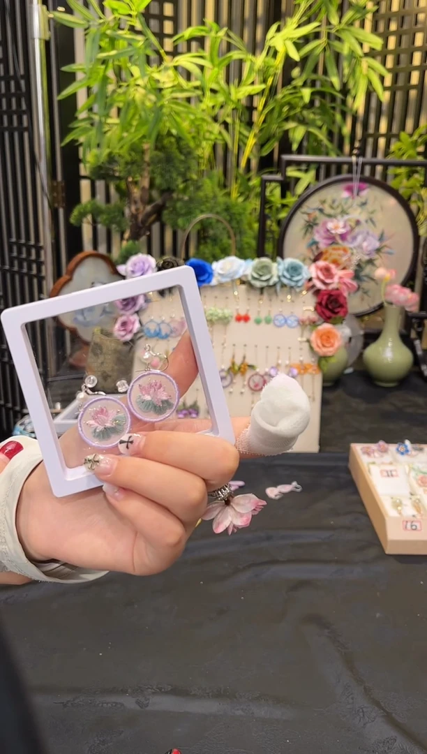 织绣1**4非遗绒花手工饰品