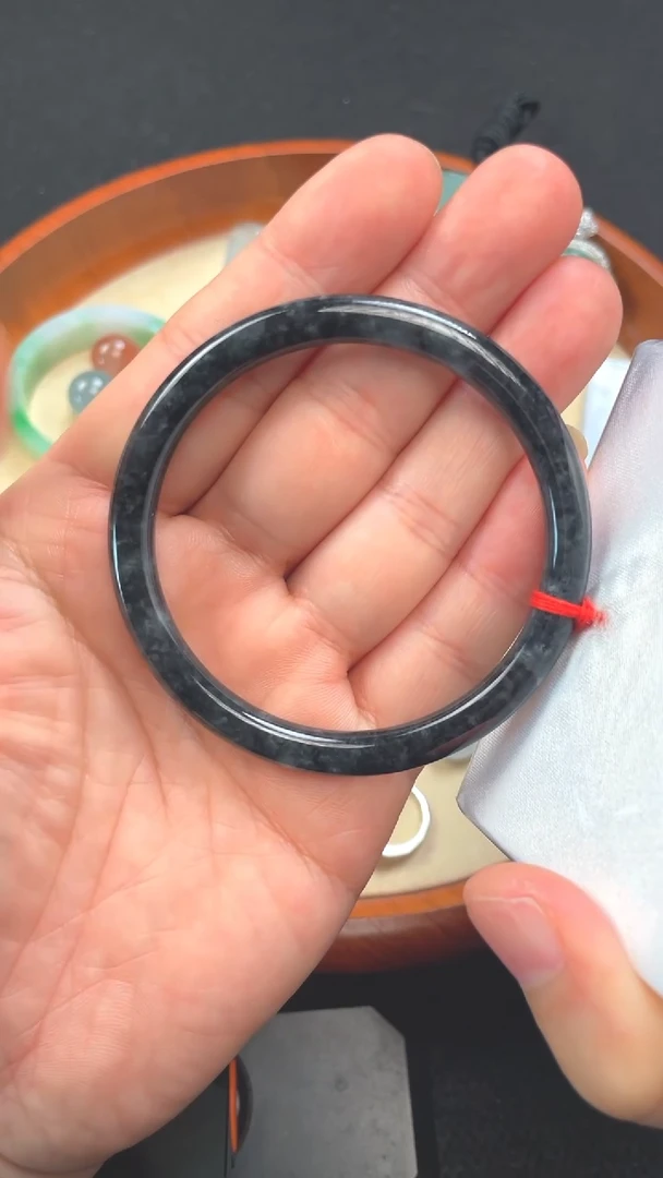 翡翠手镯未镶嵌6号56糯化乌鸡种叮当圆条/杜