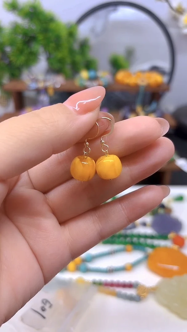 蜜蜡14K金镶嵌耳饰E01