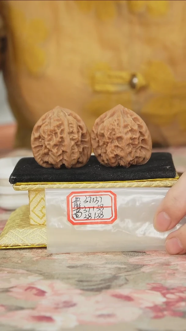 把件文玩核桃马蹄