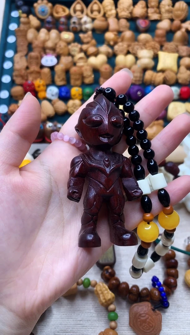 檀香木木雕款..........