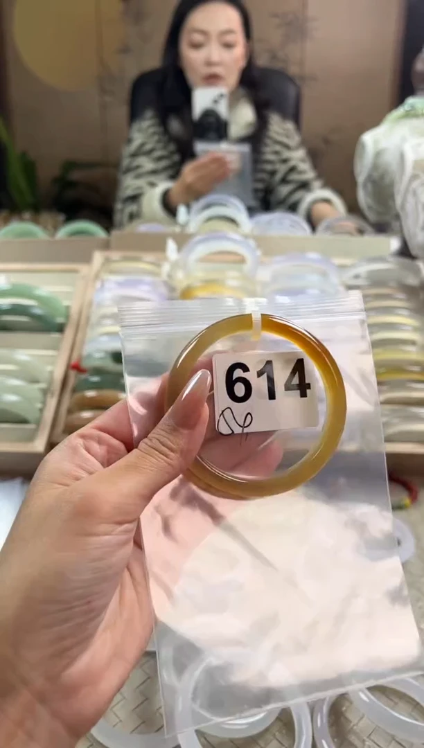 手镯玛瑙/玉髓未镶嵌614
