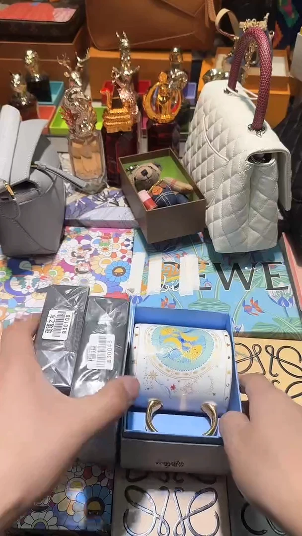 【闪购商品】瓷片11111111111111谈到+玫瑰