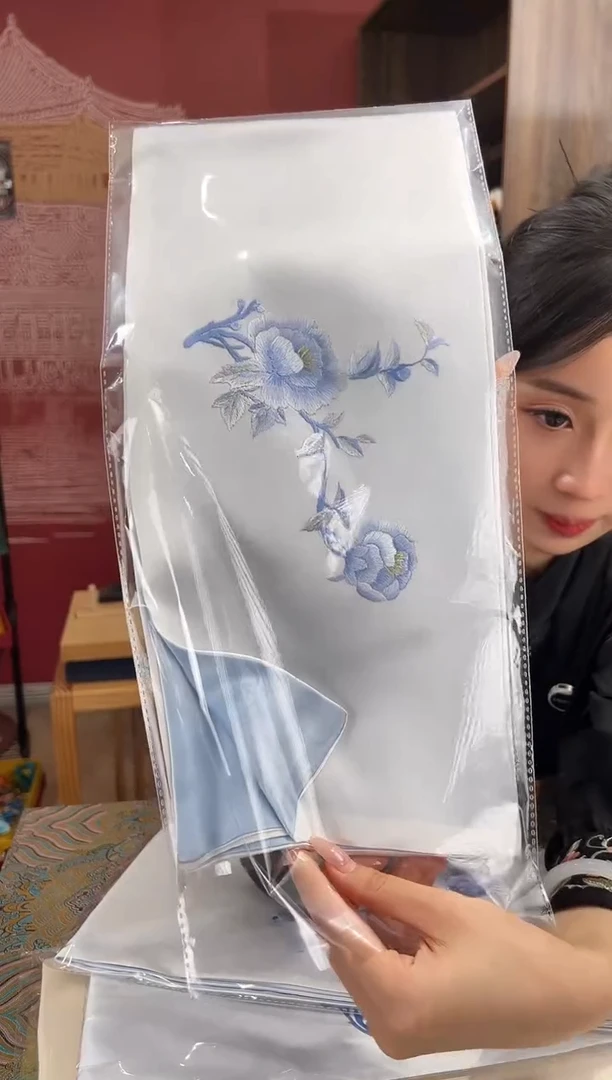【闪购商品】刺绣苏绣100桑蚕丝丝巾