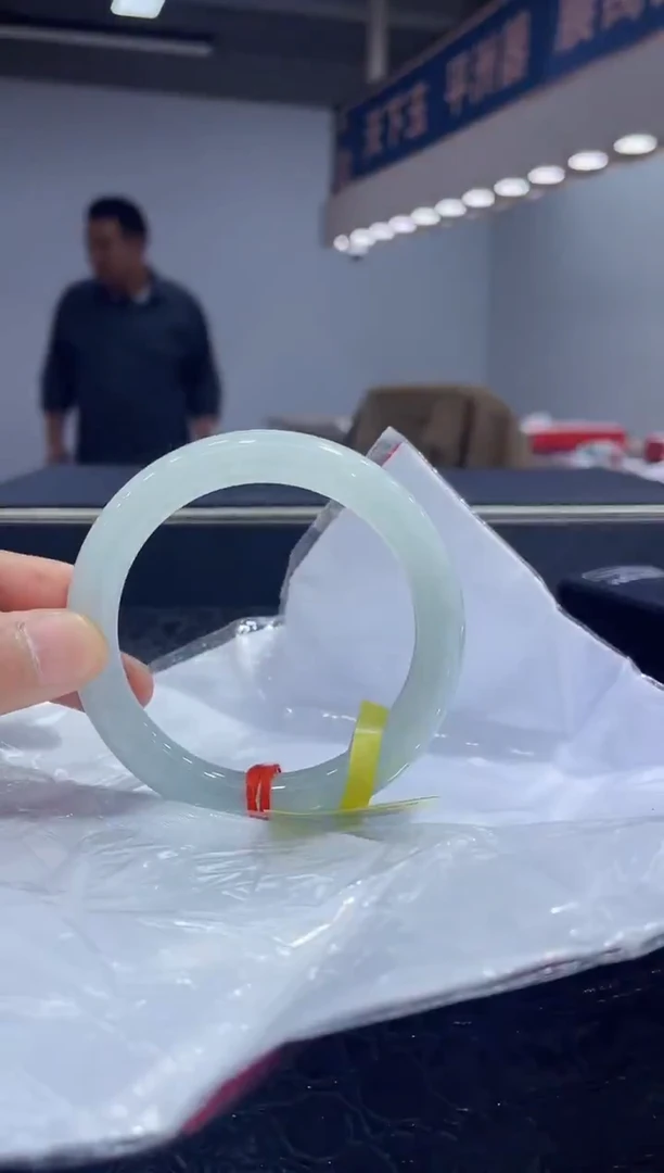 未镶嵌手镯翡翠4