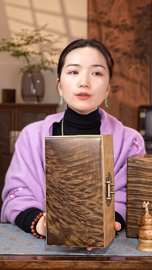乌木类家具金丝楠阴沉木 满纹精工首饰盒