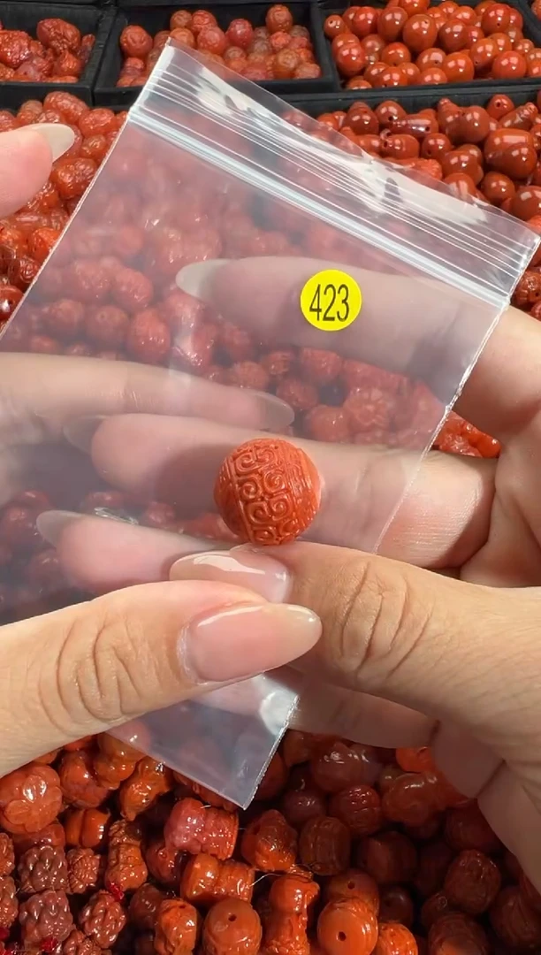 颈饰未镶嵌南红玛瑙1