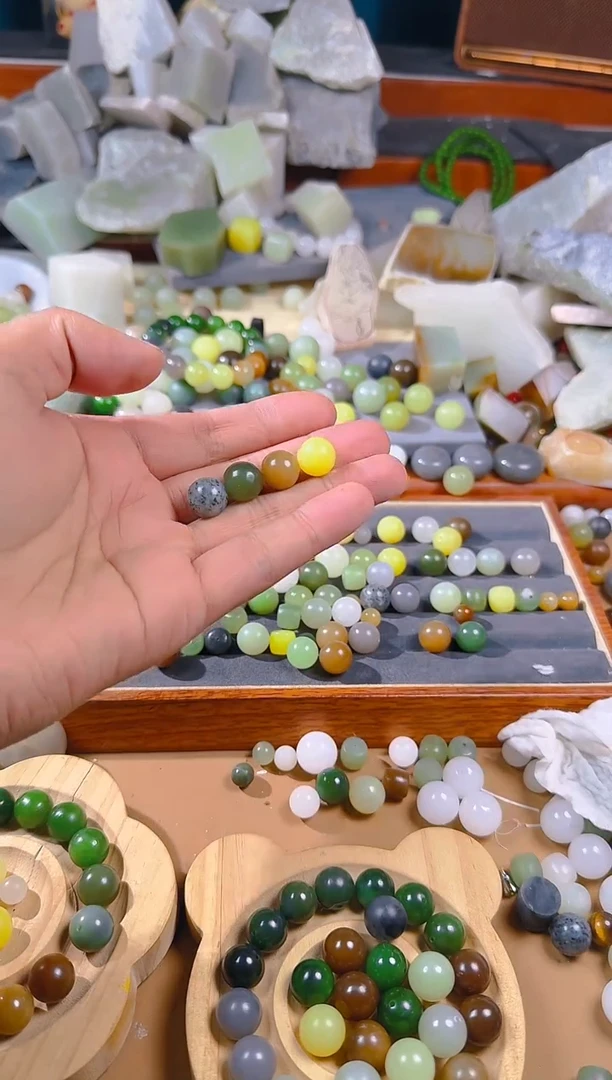 未镶嵌手链和田玉卡12散珠