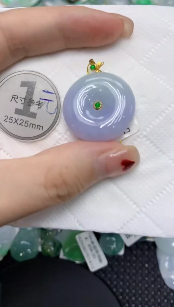 翡翠18K金镶嵌颈饰111111