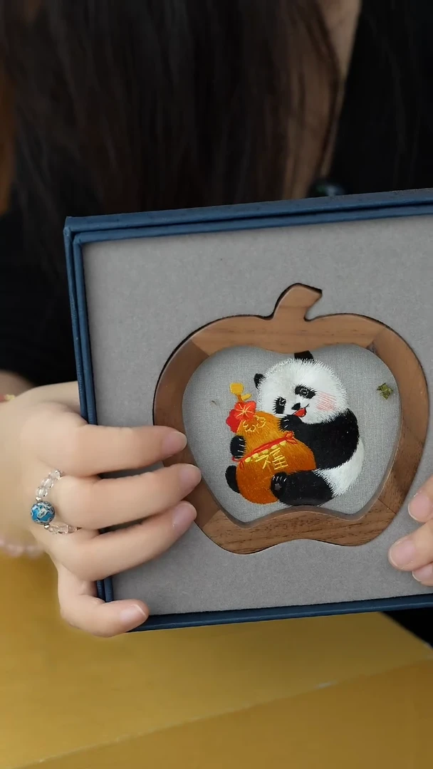 刺绣闪购纯手工非遗国风饰品