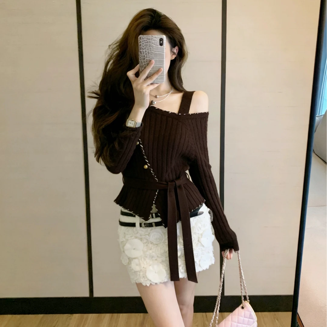 韩版时尚气质修身设计感长袖针织衫女2025年秋冬新款减龄洋气上衣