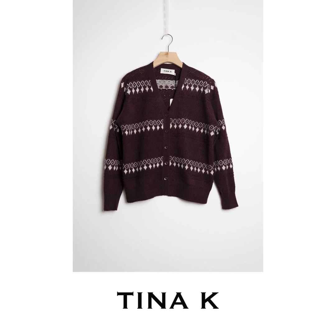 TinaK秋季女士时尚V领针织上衣花纹休闲开衫毛衣MY225477