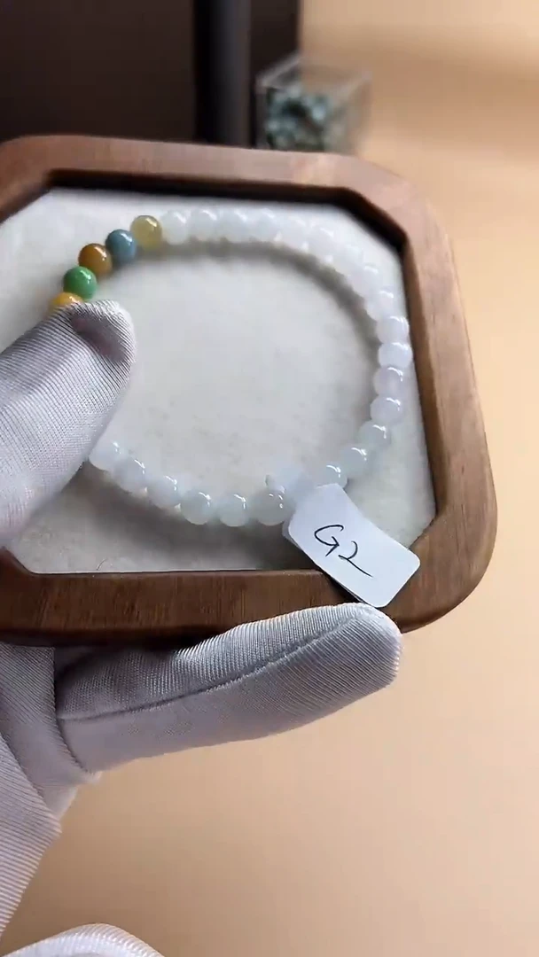 【闪购商品】翡翠手串未镶嵌天然翡翠A货G2