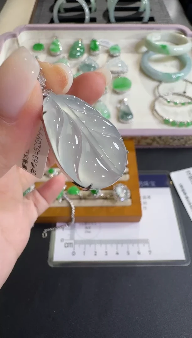 吊坠(不含链)18K金镶嵌翡翠【源头工厂】钻石镶嵌