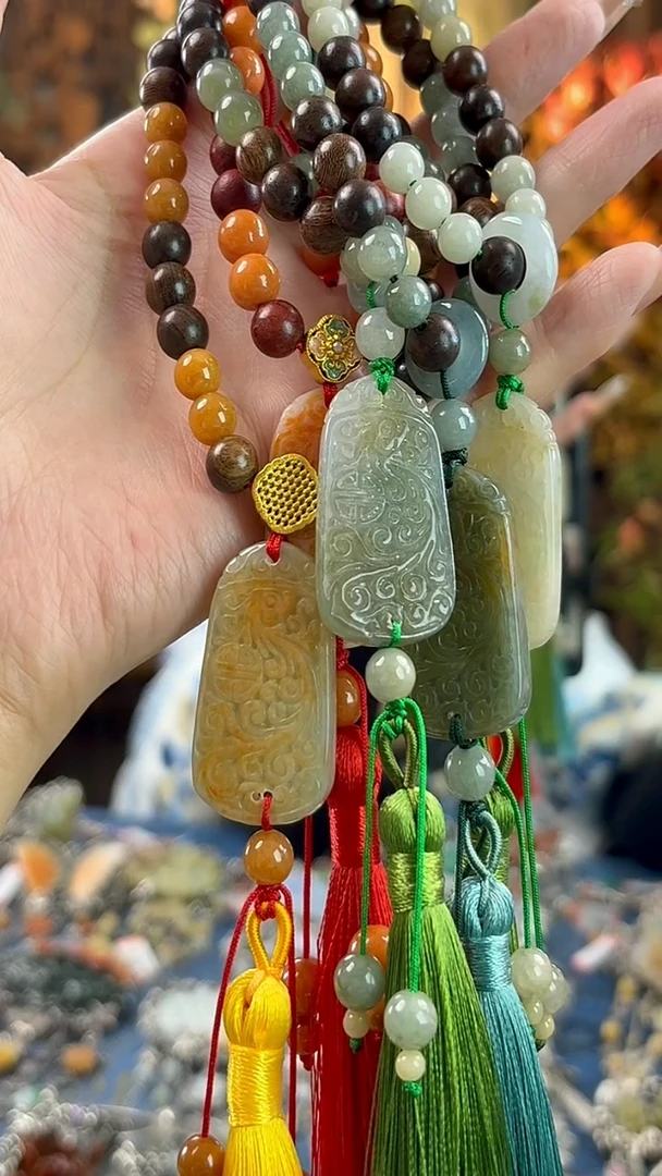 未镶嵌挂件翡翠随机发货 车挂