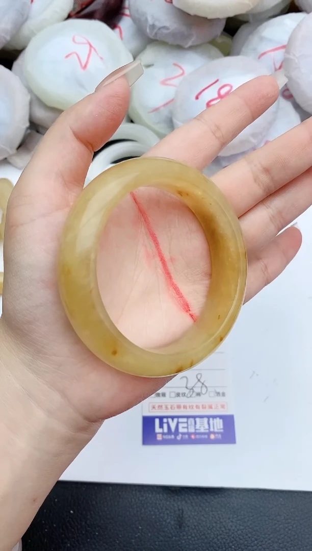 石英质玉手镯未镶嵌284+59/60