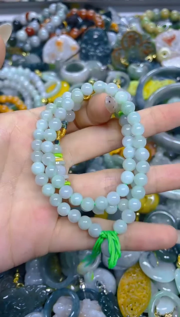 颈饰未镶嵌翡翠6MM/ W /翡翠A货，一件也是批发价