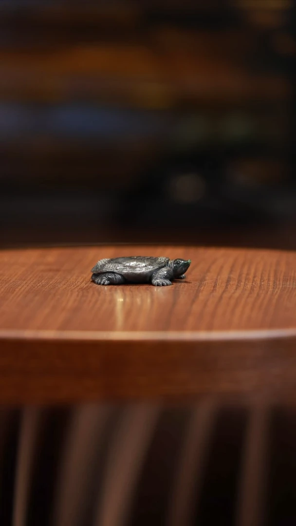翡翠摆件未镶嵌甲鱼