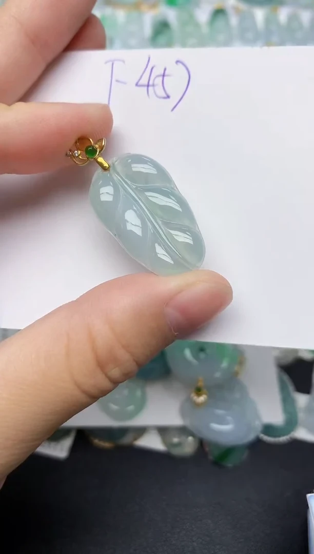 颈饰未镶嵌翡翠天然缅甸A货翡翠百元以上9元证书费自理