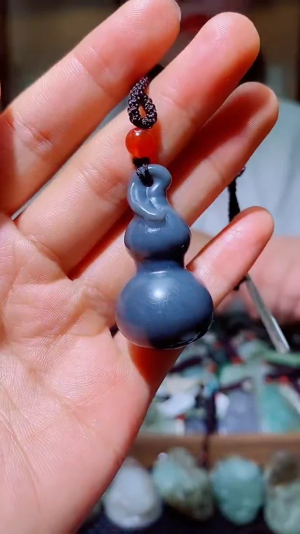 未镶嵌和田玉挂件1