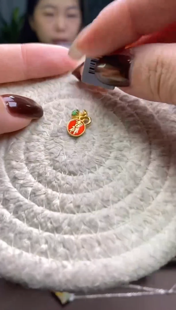 颈饰银S925镶嵌翡翠净货14143