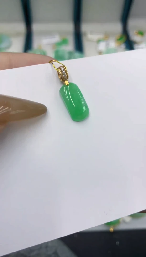 颈饰未镶嵌翡翠111111