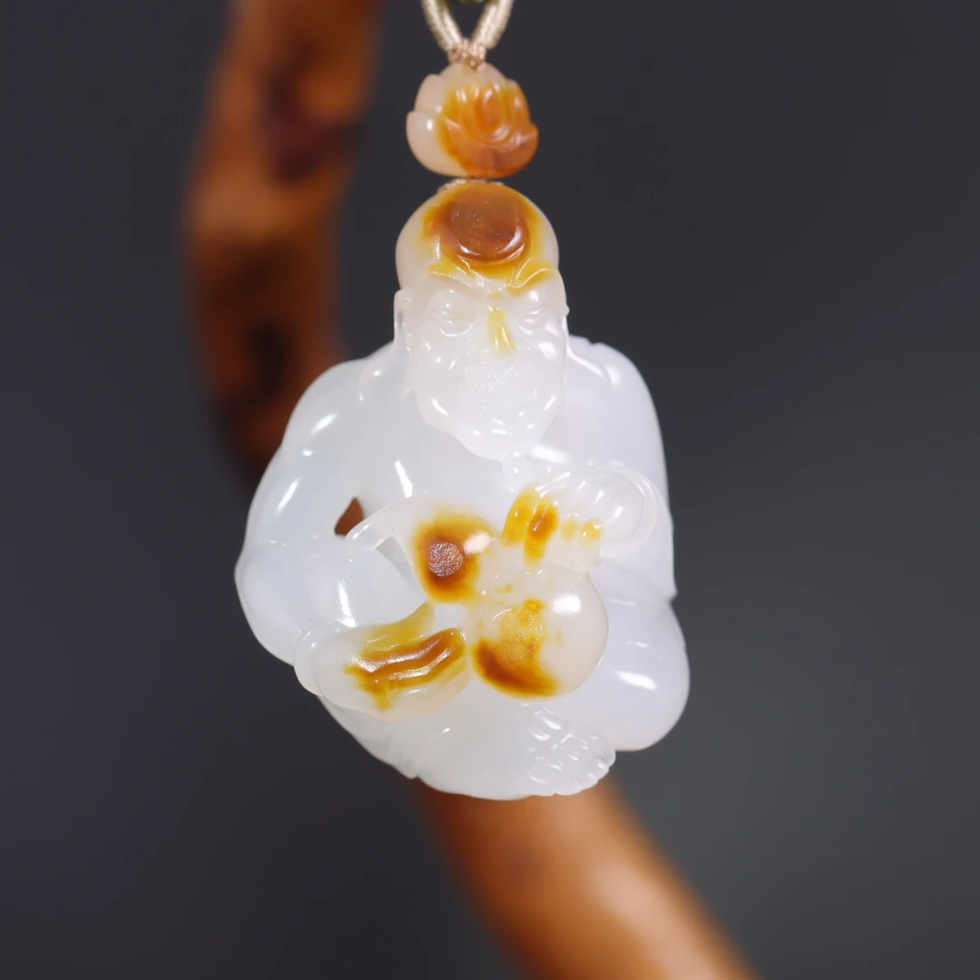 精品和田玉挂件罗汉