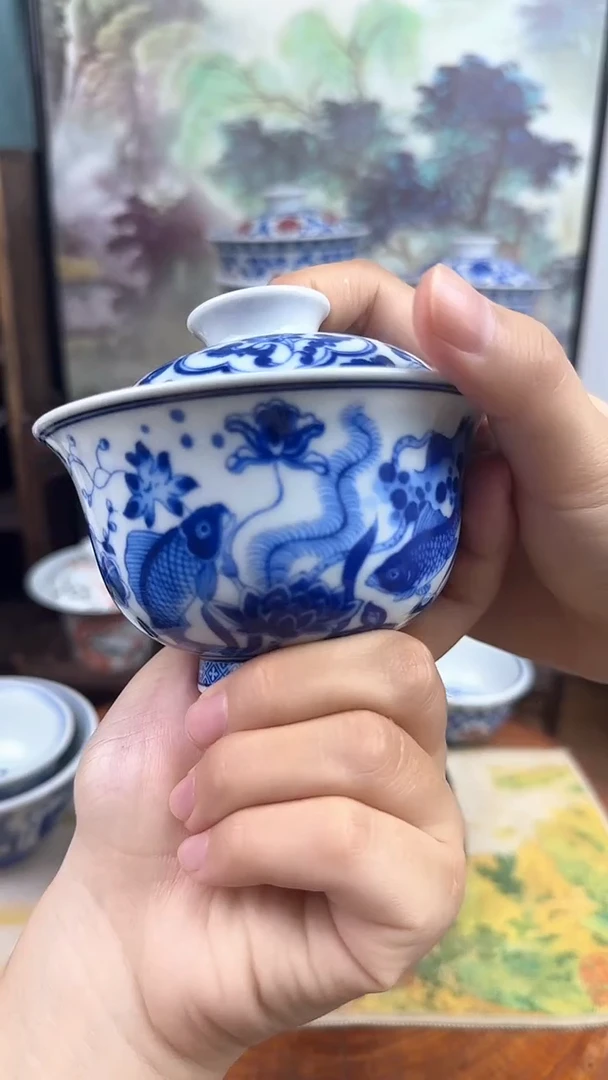 陶瓷仿成化鱼藻纹两才盖碗