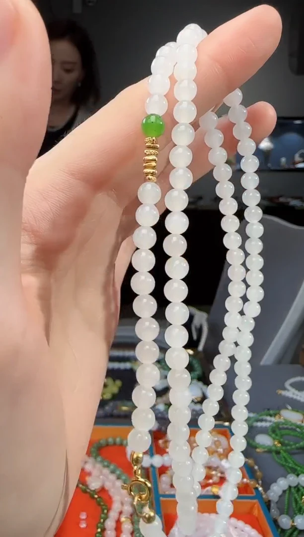 和田玉未镶嵌吊坠(不含链)多样性发货 拍一发一