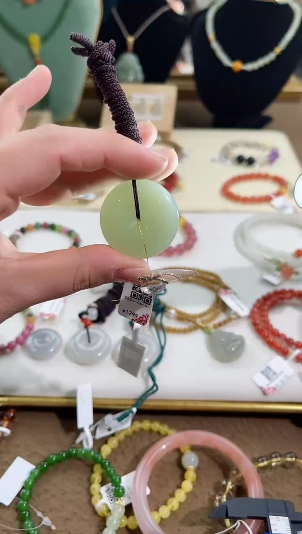 【闪购商品】和田玉颈饰未镶嵌cs