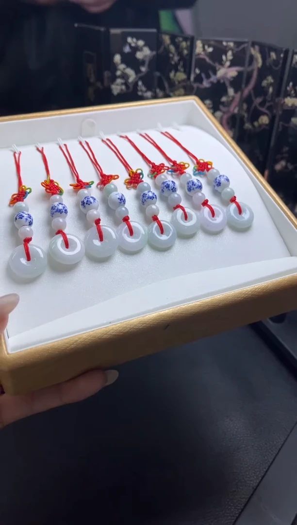 未镶嵌挂件翡翠K332 /多样性发一件/